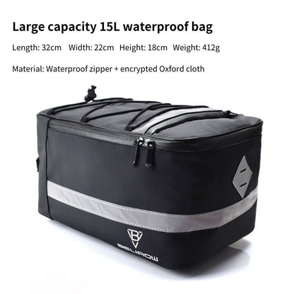 Pehmeä takapenkin laukku