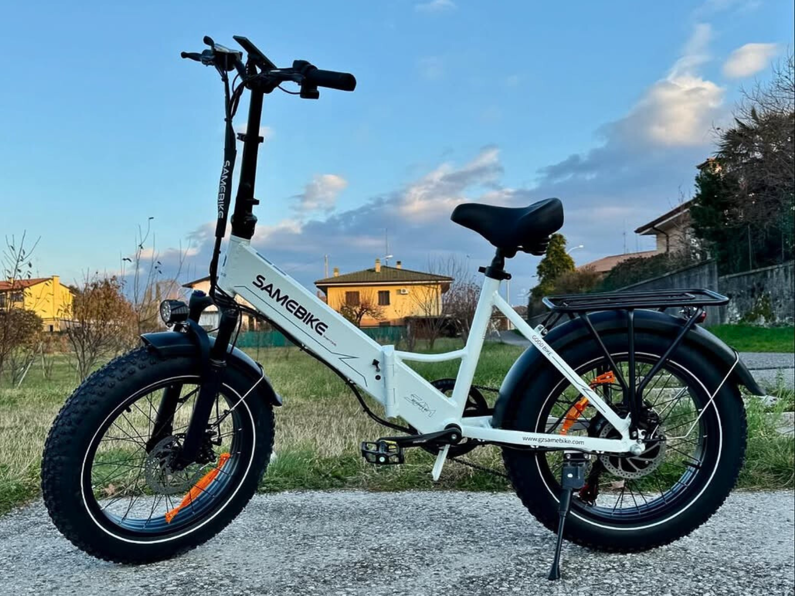 LOTDM200-II Bicicleta Elétrica Dobrável com Quadro Rebaixado
