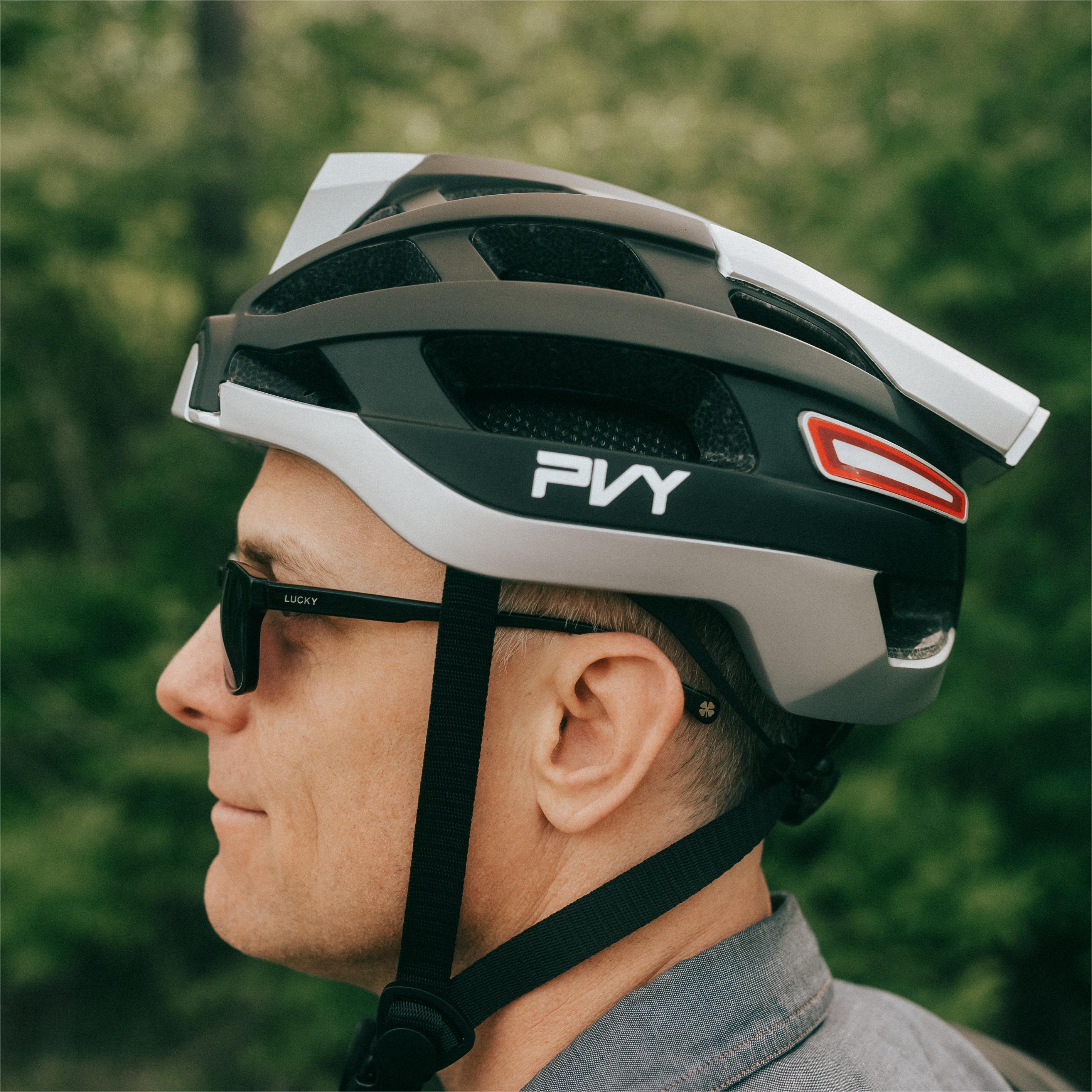 Casco da Corsa Intelligente PVY