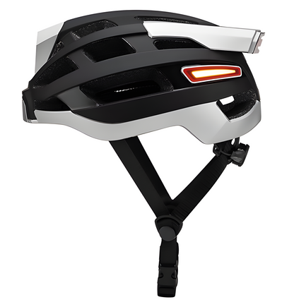 Inteligentny kask jeździecki